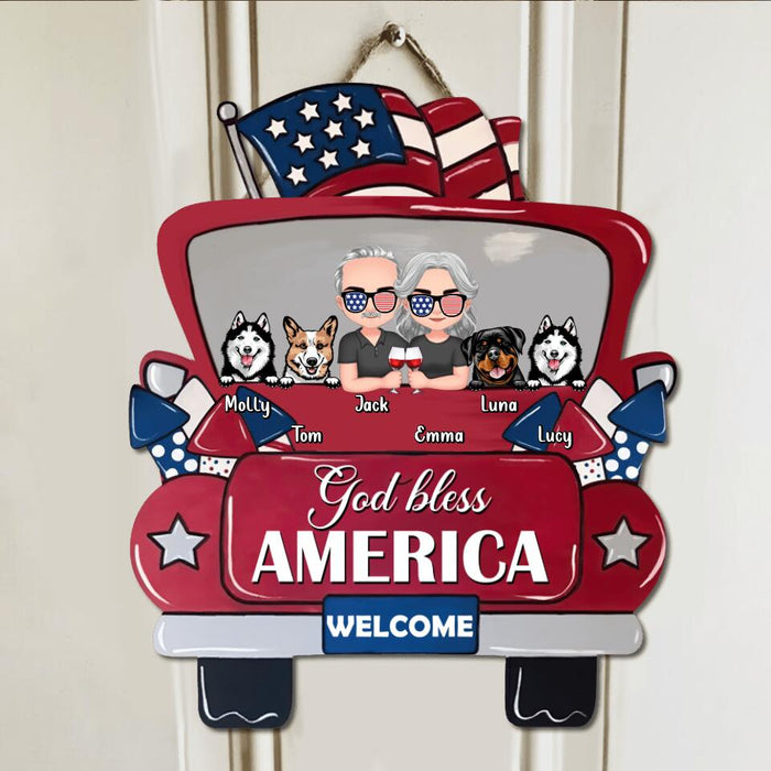 Personalized Independence Truck Wooden Sign - Couple With Up to 4 Dogs/Cats - Gift Idea For Independence Day/Couple/Dog/Cat Lover - God Bless America