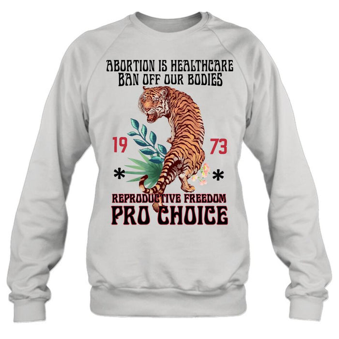 Custom Personalized Roe v Wade Pro Choice Shirt/ Hoodie - Gift For Girls