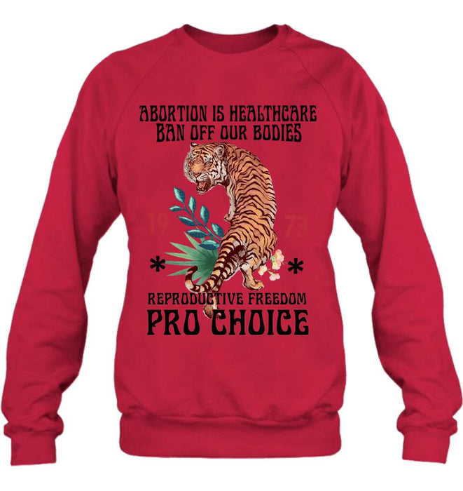 Custom Personalized Roe v Wade Pro Choice Shirt/ Hoodie - Gift For Girls