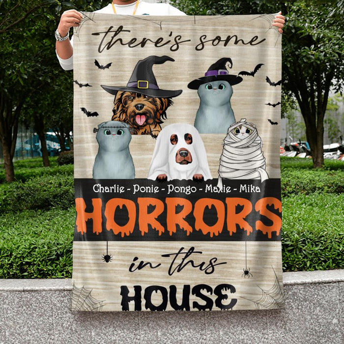 Personalized Halloween Flag Sign - Gift Idea For Halloween/Pet Lover with up to 5 Pets - There's Some Horrors In This House
