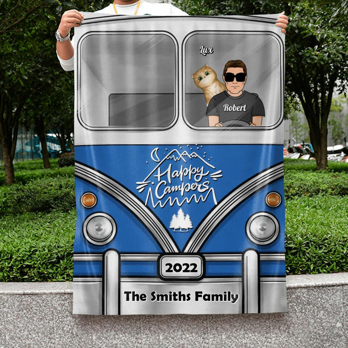 Personalized Happy Campers Flag Sign - Up to 3 Kids And 3 Pets - Camping Gift For Family Members, Campers/Dog/Cat Lover