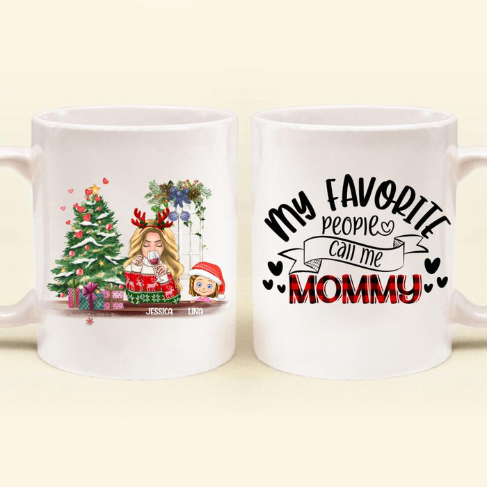 Personalized Mommy And Kids Xmas Coffee Mug - Mom With Up to 5 Kids - Christmas Gift For Mom - T1IGHH