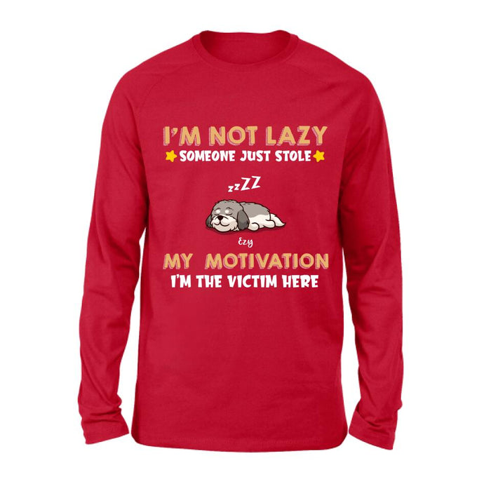 Personalized I'm Not Lazy Pet Shirt/Pullover Hoodie - Up to 6 Pets - Gift Idea For Dog/Cat Lover - I'm Not Lazy, Someone Just Stole My Motivation, I'm The Victim Here