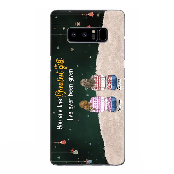 Personalized Christmas Friends Phone Case - Christmas Gift Idea For Friends/Sisters - Up to 12 People - You Are The Greatest Gift I've Ever Been Given - Case For iPhone And Samsung