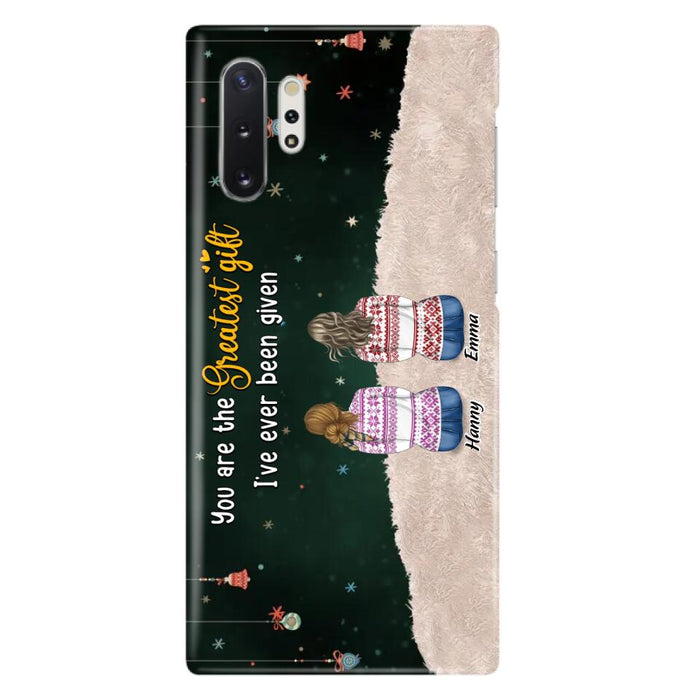 Personalized Christmas Friends Phone Case - Christmas Gift Idea For Friends/Sisters - Up to 12 People - You Are The Greatest Gift I've Ever Been Given - Case For iPhone And Samsung