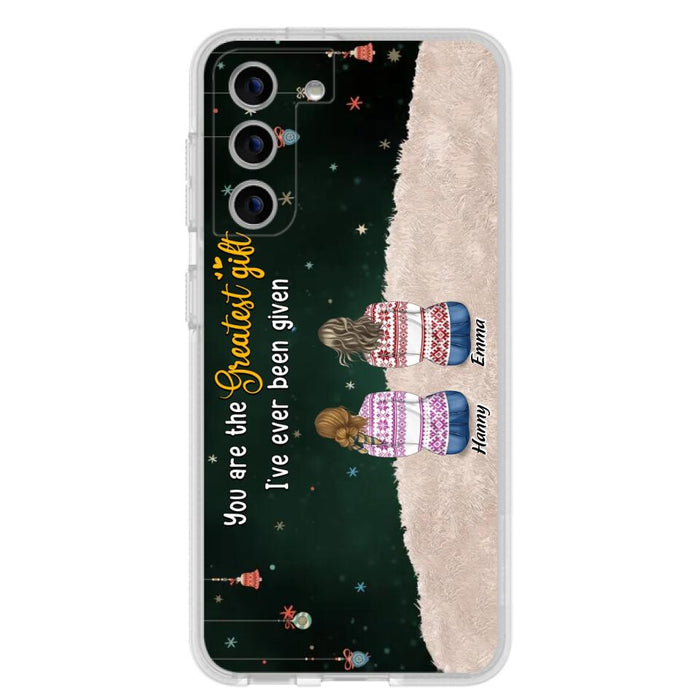 Personalized Christmas Friends Phone Case - Christmas Gift Idea For Friends/Sisters - Up to 12 People - You Are The Greatest Gift I've Ever Been Given - Case For iPhone And Samsung