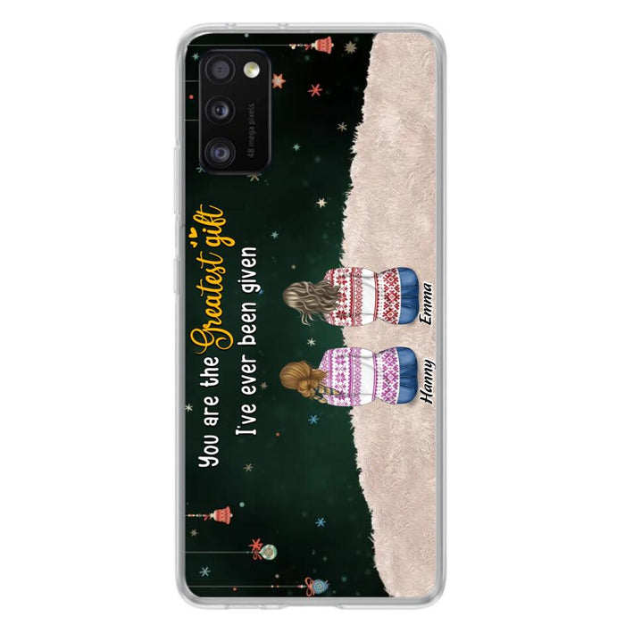 Personalized Christmas Friends Phone Case - Christmas Gift Idea For Friends/Sisters - Up to 12 People - You Are The Greatest Gift I've Ever Been Given - Case For iPhone And Samsung