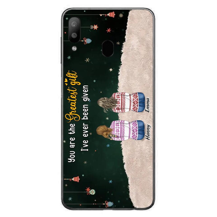 Personalized Christmas Friends Phone Case - Christmas Gift Idea For Friends/Sisters - Up to 12 People - You Are The Greatest Gift I've Ever Been Given - Case For iPhone And Samsung