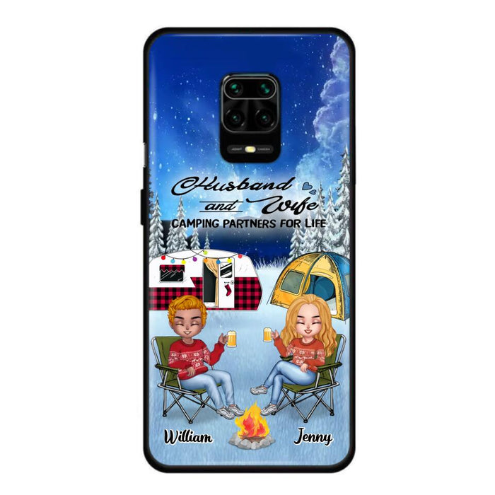 Personalized Camping Couple Xmas Phone Case - Christmas Gift For Couple/Camping Lover/Dog Lover - Up to 4 Dogs - Husband And Wife Camping Partners For Life - Case For Xiaomi, Oppo And Huawei