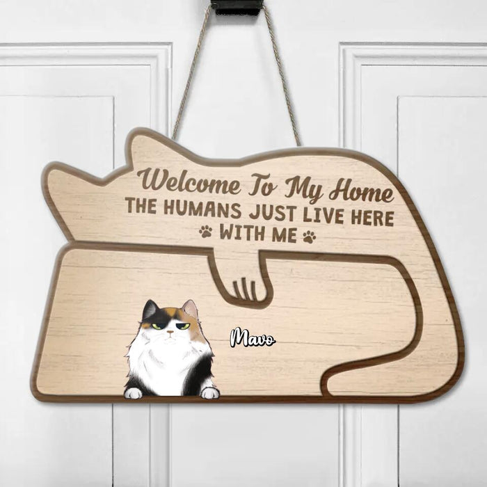 Personalized Cat Wooden Sign - Up to 6 Cats - Gift Idea For Cat Lover/Welcome Gift - Spoiled Cats And Their Household Staff Live Here