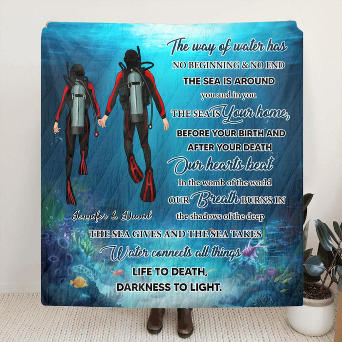 Personalized Diving Fleece Throw Blanket/Quilt - Gift Idea For Couple/Diving Lover - The Way Of Water Has No Beginning And No End