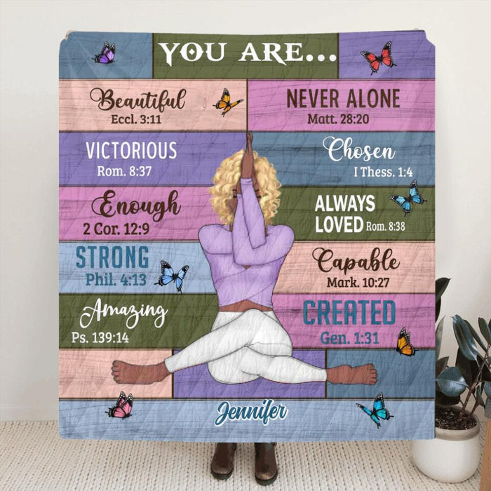 Personalized Daughter Bible Verses Fleece Throw Blanket/Quilt/Pillow Cover - Gift Idea For Daughter - God Says You Are