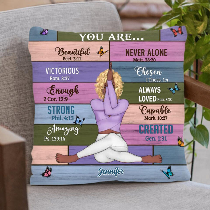 Personalized Daughter Bible Verses Fleece Throw Blanket/Quilt/Pillow Cover - Gift Idea For Daughter - God Says You Are