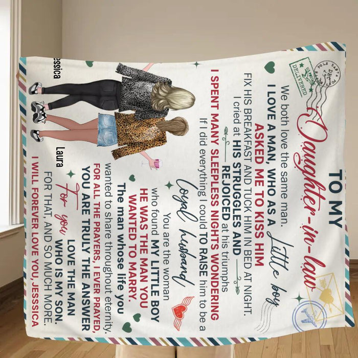 Personalized To My Daughter-In-Law Fleece Throw Blanket/Quilt - Gift For Daughter-In-Law From Mom - We Both Love The Same Man