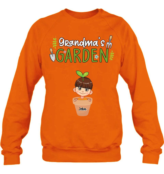 Personalized Grandma's Garden T-Shirt/Long Sleeve/Sweatshirt/Hoodie - Gift Idea For Grandma/Mother's Day Gift - Up to 10 Kids