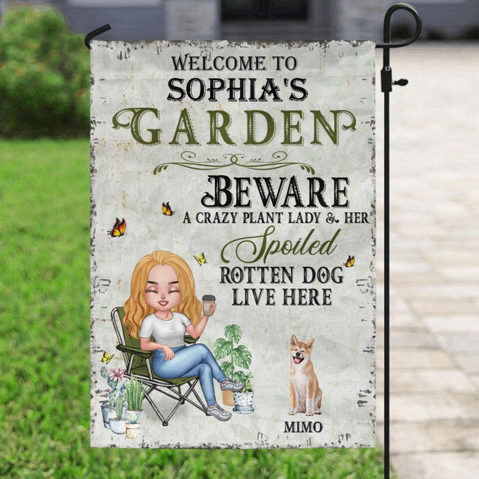 Personalized Pet Mom Flag - Up to 5 Pets - Mother's Day Gift Idea For Dog/Cat/Chicken Lover - Beware A Crazy Plant Lady & Her Spoiled Rotten Dog Live Here