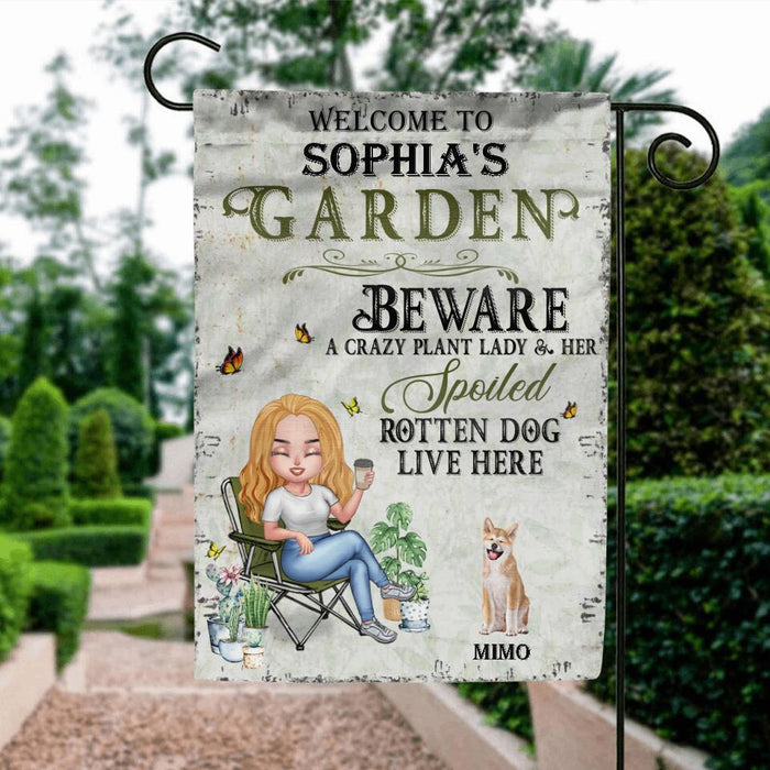 Personalized Pet Mom Flag - Up to 5 Pets - Mother's Day Gift Idea For Dog/Cat/Chicken Lover - Beware A Crazy Plant Lady & Her Spoiled Rotten Dog Live Here