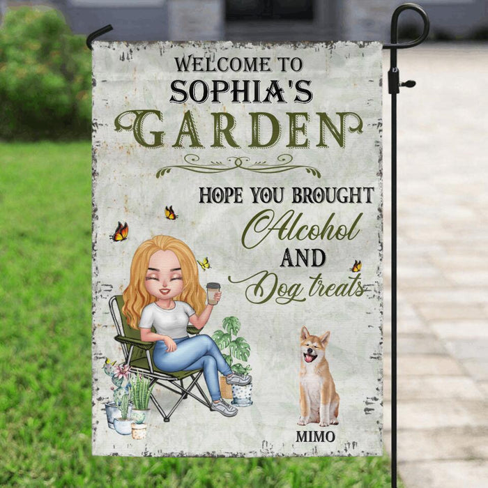 Personalized Pet Mom Flag - Up to 5 Pets - Mother's Day Gift Idea For Dog/Cat Lover - Hope You Brought Alcohol And Dog Treats