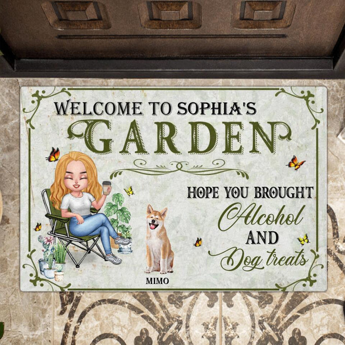 Personalized Pet Mom Doormat - Up to 5 Pets - Mother's Day Gift Idea For Dog/Cat/Chicken Lover - Hope You Brought Alcohol And Dog Treats