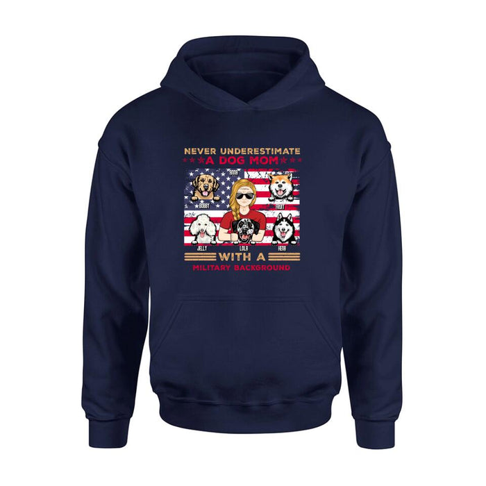 Personalized Dog Mom T-Shirt/Long Sleeve/Sweatshirt/Hoodie - Gift Idea For Mother's Day/Dog Lover - Never Underestimate A Dog Mom With A Military Background