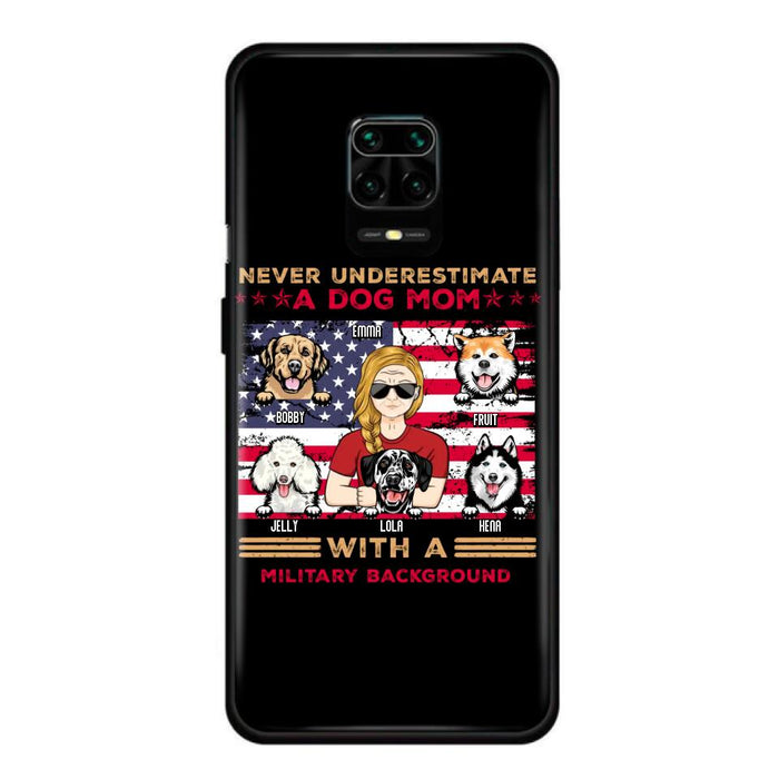 Personalized Dog Mom Phone Case - Up to 5 Dogs - Mother's Day Gift Idea For Dog Lover - Never Underestimate A Dog Mom With A Military Background - Case For Xiaomi/Oppo/Huawei