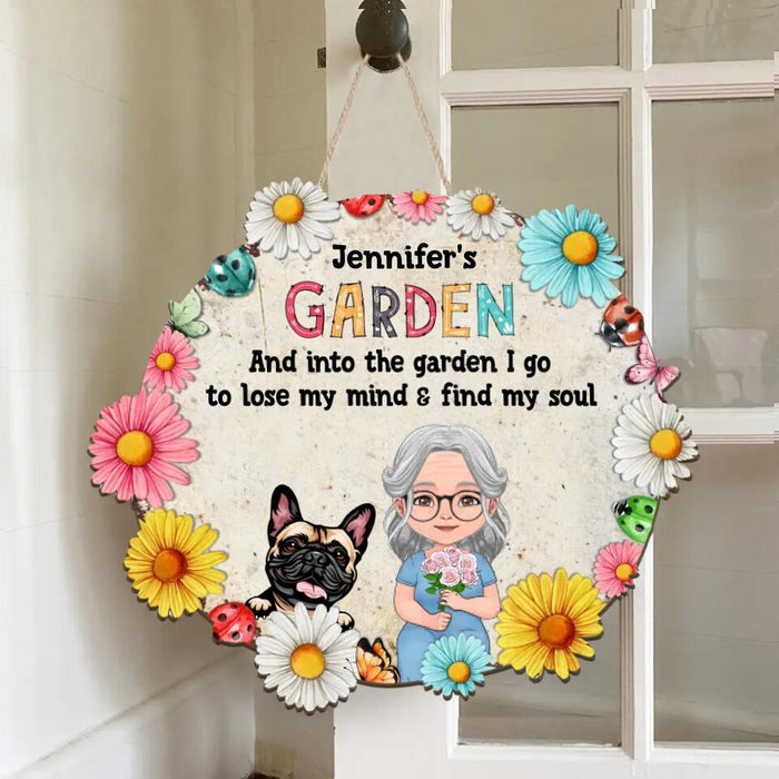Personalized Garden Dog Door Sign - Up to 6 Dogs - Gift Idea For Garden/Dog Lovers - Beware A Crazy Plant Lady And Her Spoiled Rotten Dogs Live Here