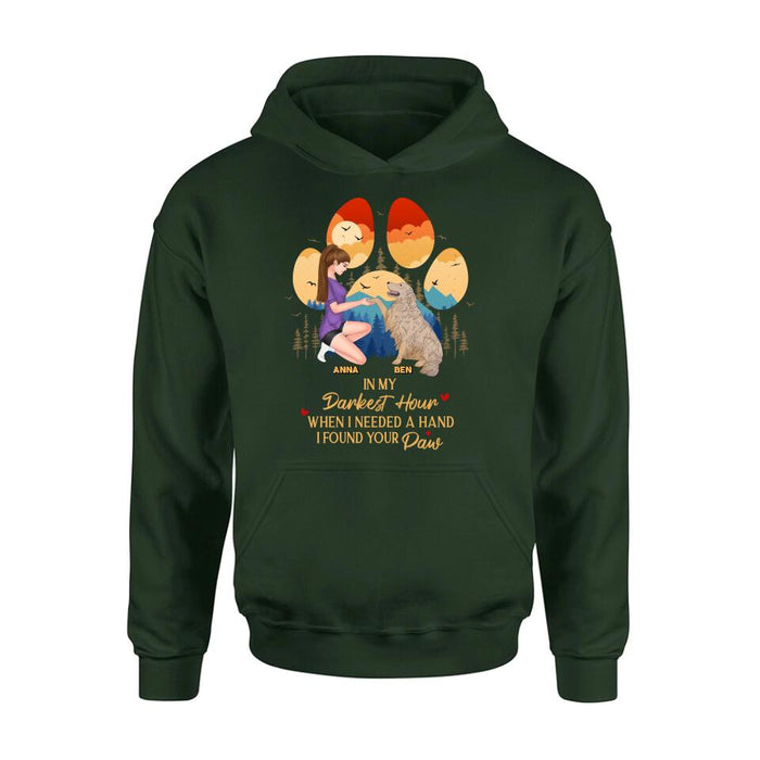 Personalized Dog Mom Shirt - Gift For Dog Mom/Dog Lover/Mother's Day Gift - In My Darkest Hour When I Needed A Hand I Found Your Paw