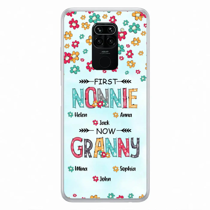 Personalized Grandma Phone Case - Up to 4 Kids And 8 Grandkids - Mother's Day Gift Idea for Grandma - First Mom Now Nana Kid And Grandkids Flower Pattern - Cases For Xiaomi/ Oppo/ Huawei