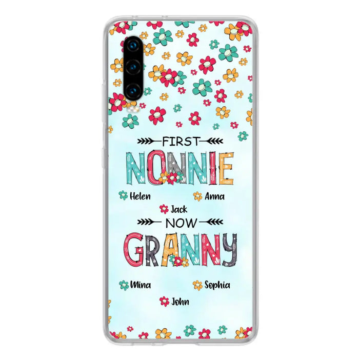 Personalized Grandma Phone Case - Up to 4 Kids And 8 Grandkids - Mother's Day Gift Idea for Grandma - First Mom Now Nana Kid And Grandkids Flower Pattern - Cases For Xiaomi/ Oppo/ Huawei
