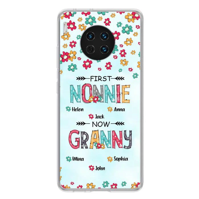 Personalized Grandma Phone Case - Up to 4 Kids And 8 Grandkids - Mother's Day Gift Idea for Grandma - First Mom Now Nana Kid And Grandkids Flower Pattern - Cases For Xiaomi/ Oppo/ Huawei