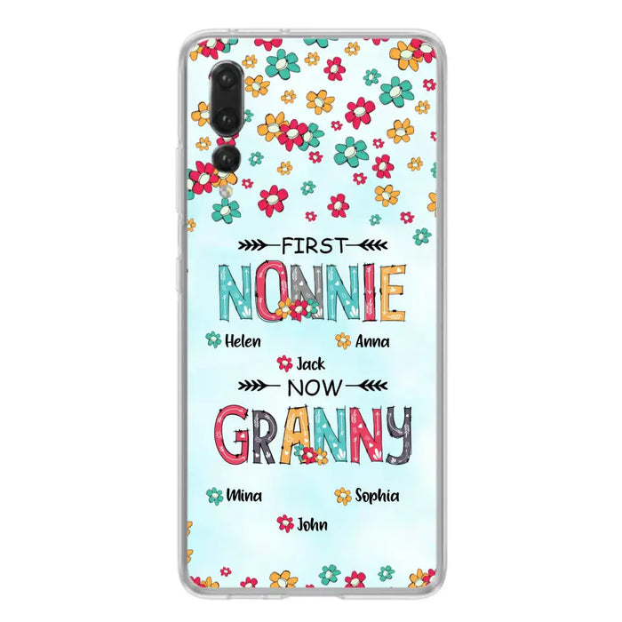Personalized Grandma Phone Case - Up to 4 Kids And 8 Grandkids - Mother's Day Gift Idea for Grandma - First Mom Now Nana Kid And Grandkids Flower Pattern - Cases For Xiaomi/ Oppo/ Huawei