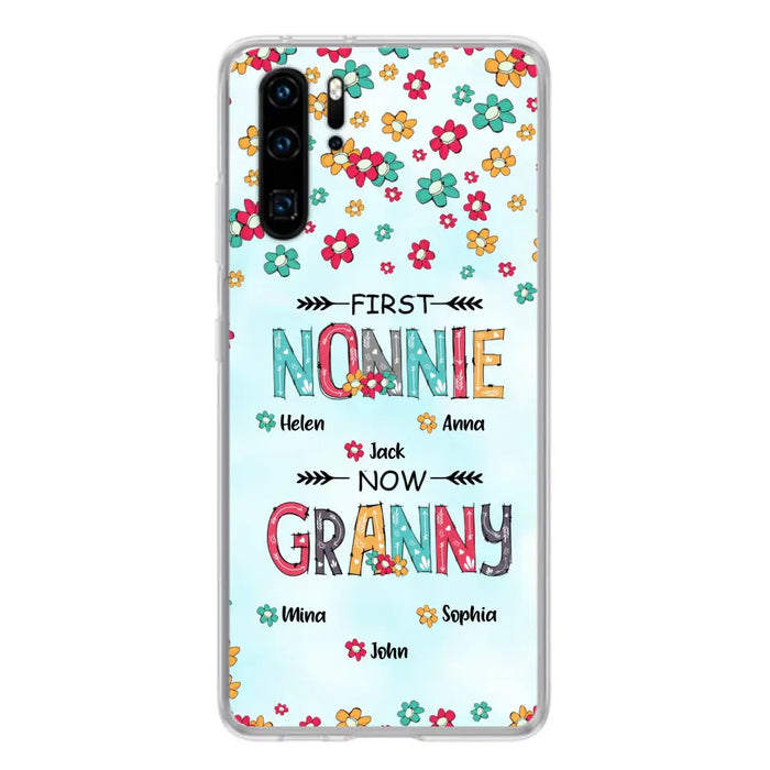 Personalized Grandma Phone Case - Up to 4 Kids And 8 Grandkids - Mother's Day Gift Idea for Grandma - First Mom Now Nana Kid And Grandkids Flower Pattern - Cases For Xiaomi/ Oppo/ Huawei