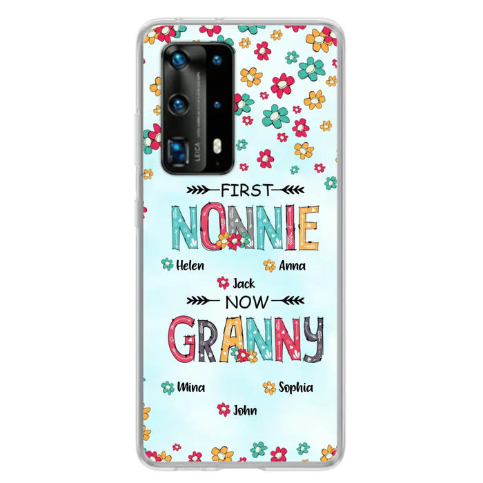 Personalized Grandma Phone Case - Up to 4 Kids And 8 Grandkids - Mother's Day Gift Idea for Grandma - First Mom Now Nana Kid And Grandkids Flower Pattern - Cases For Xiaomi/ Oppo/ Huawei