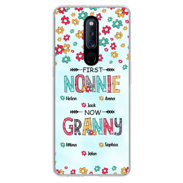 Personalized Grandma Phone Case - Up to 4 Kids And 8 Grandkids - Mother's Day Gift Idea for Grandma - First Mom Now Nana Kid And Grandkids Flower Pattern - Cases For Xiaomi/ Oppo/ Huawei