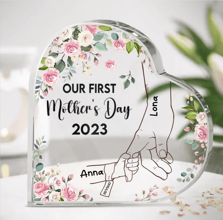 Personalized Hand Crystal Heart - Gift Idea For Mother's Day - Up to 6 Kids - Our First Mother's Day 2023