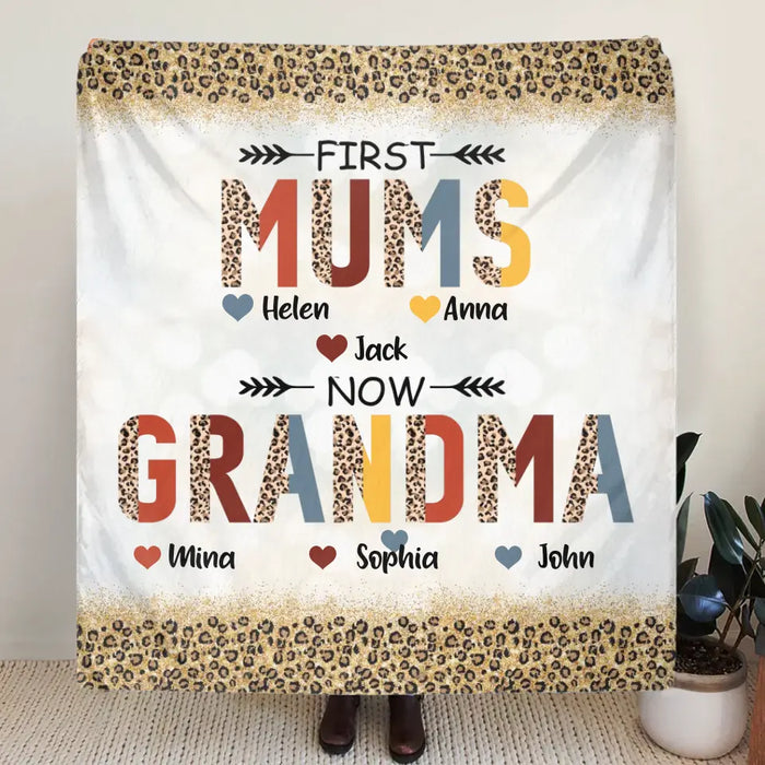 Personalized Grandma Fleece Throw Blanket/Quilt - Up to 4 Kids And 8 Grandkids - Mother's Day Gift Idea for Grandma - First Mom Now Nana Kid And Grandkids