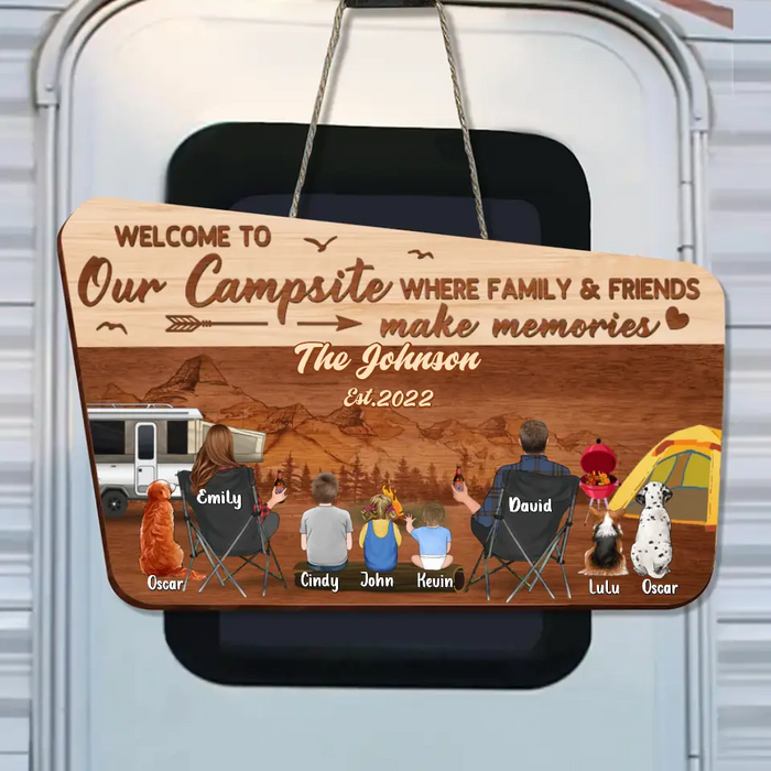 Personalized Camping Family Wooden Sign - Parents/Couple/Single Parent With Up to 3 Kids And 3 Pets - Gift Idea For Family/Camping/Dog/Cat Lover - Welcome To Our Campsite