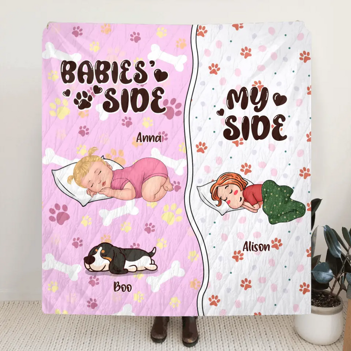 Personalized Family Quilt/Fleece Throw Blanket - Up to 3 People & 3 Pets - Gift Idea for Family