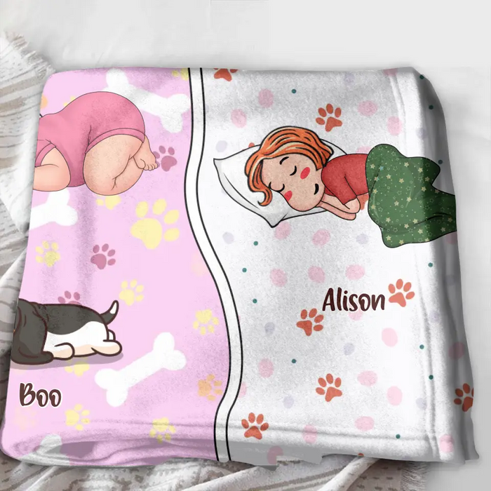 Personalized Family Quilt/Fleece Throw Blanket - Up to 3 People & 3 Pets - Gift Idea for Family