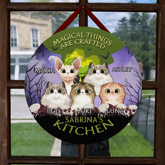 Personalized Cats Circle Door Sign - Gift Idea For Cats Lovers - Up to 5 Cats - Magical Things Are Crafted