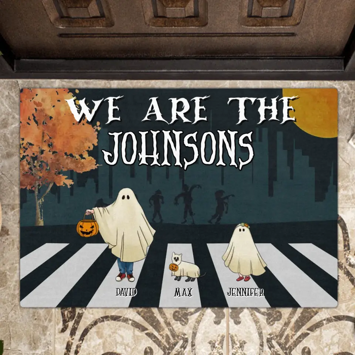 Personalized Family Ghosts Doormat - Up to 6 People - Halloween Gift Idea for Family