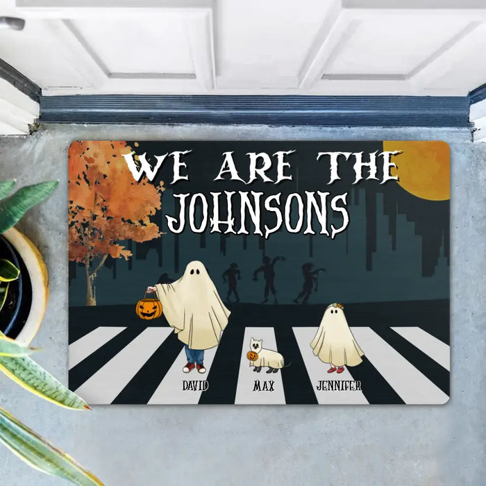 Personalized Family Ghosts Doormat - Up to 6 People - Halloween Gift Idea for Family