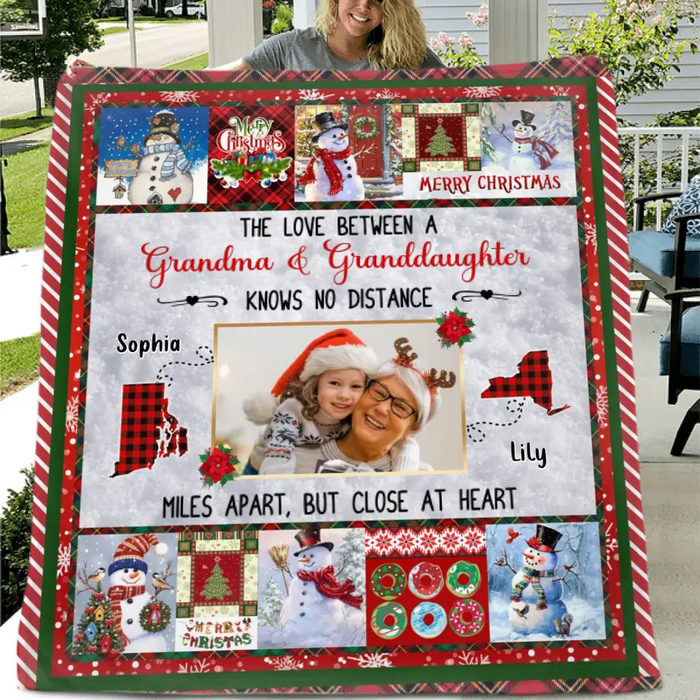 Personalized Upload Photo Fleece Throw Blanket/Quilt - Gift Idea For Grandma/Kid - The Love Between A Grandma & Granddaughter Knows No Distance
