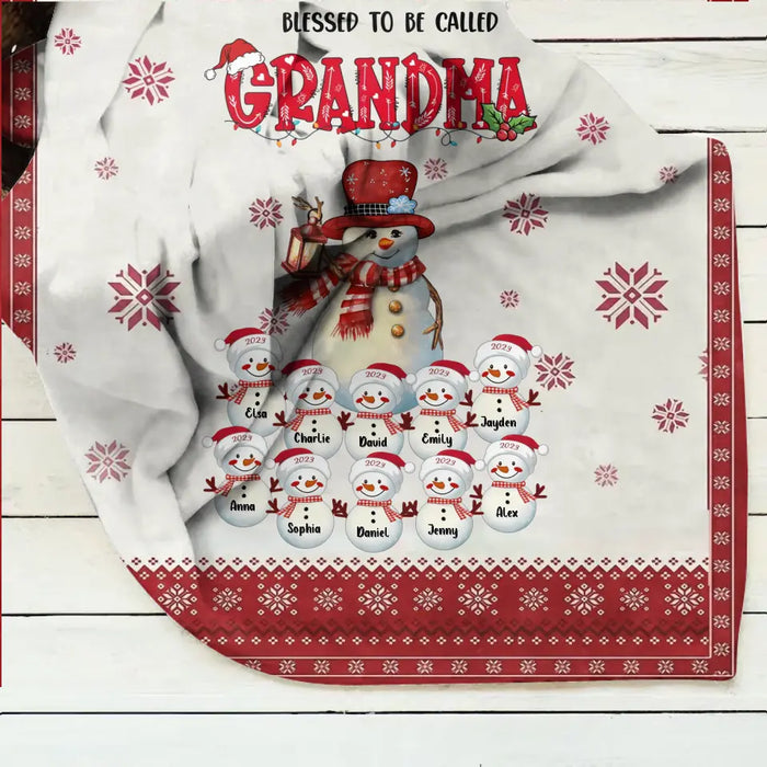 Personalized Grandma Fleece Throw Blanket/Quilt - Up to 10 Grandkids - Christmas Gift Idea for Grandma - Blessed To Be Called Grandma