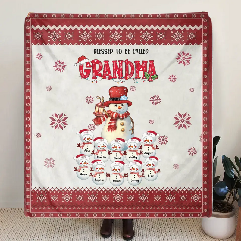 Personalized Grandma Fleece Throw Blanket/Quilt - Up to 10 Grandkids - Christmas Gift Idea for Grandma - Blessed To Be Called Grandma