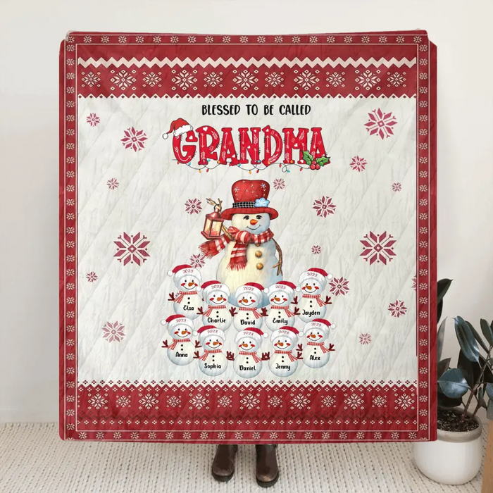 Personalized Grandma Fleece Throw Blanket/Quilt - Up to 10 Grandkids - Christmas Gift Idea for Grandma - Blessed To Be Called Grandma