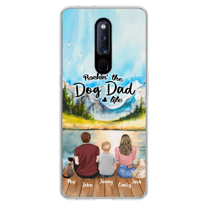Personalized Pet Couple Phone Case - Parent With 1 Kid And 2 Pets - Case For Xiaomi, Oppo And Huawei