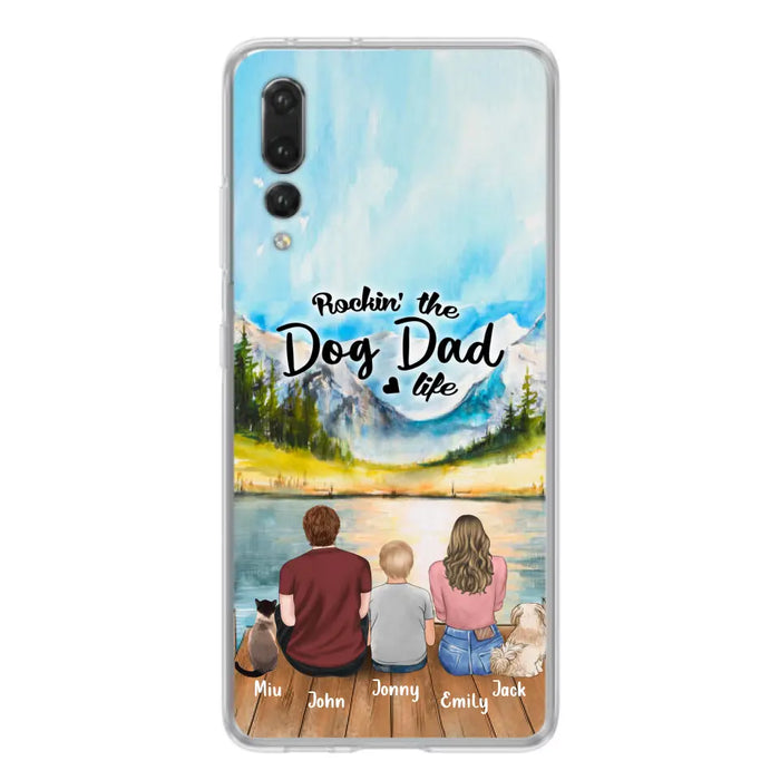 Personalized Pet Couple Phone Case - Parent With 1 Kid And 2 Pets - Case For Xiaomi, Oppo And Huawei