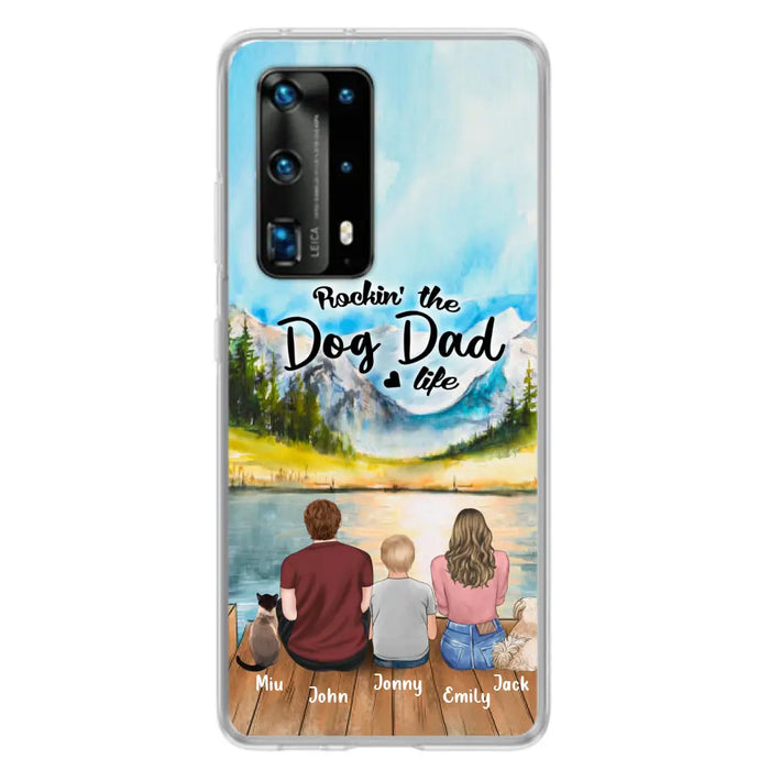 Personalized Pet Couple Phone Case - Parent With 1 Kid And 2 Pets - Case For Xiaomi, Oppo And Huawei