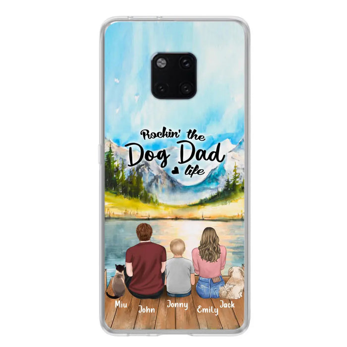 Personalized Pet Couple Phone Case - Parent With 1 Kid And 2 Pets - Case For Xiaomi, Oppo And Huawei